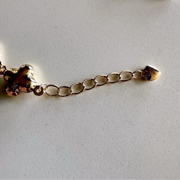 NEW 18K Yellow Gold Plated Puffed Clover Flower Cross 7” to 8” Adjust Bracelet - Picture 4 of 10